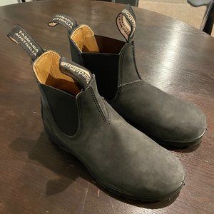 Blundstone Classic Chelsea Boots, Rustic Black, size 7 US, 4 AU, EUC